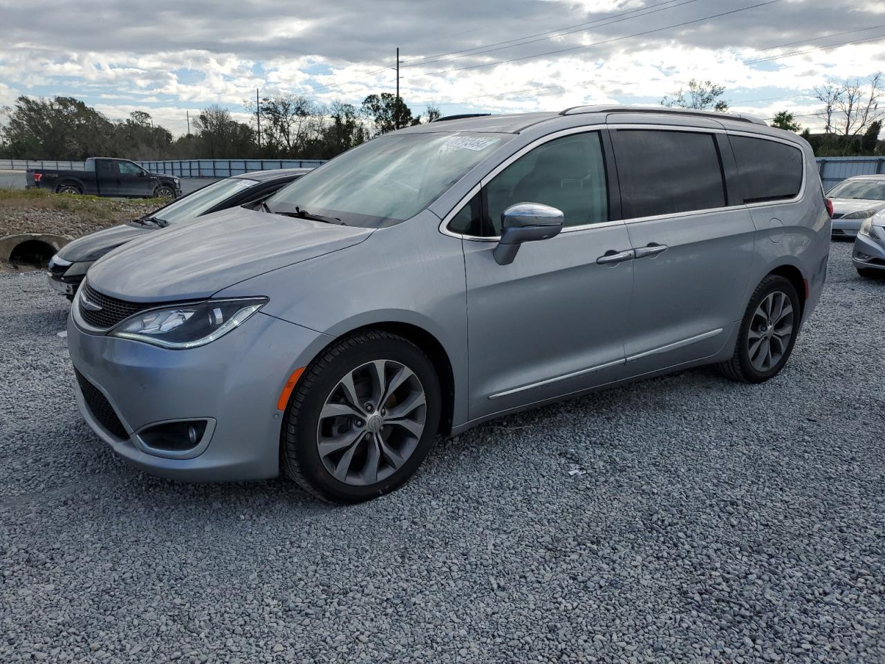 CHRYSLER PACIFICA L 2018