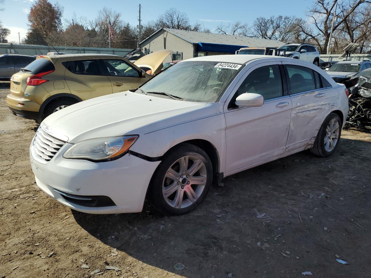 CHRYSLER 200 LX 2013