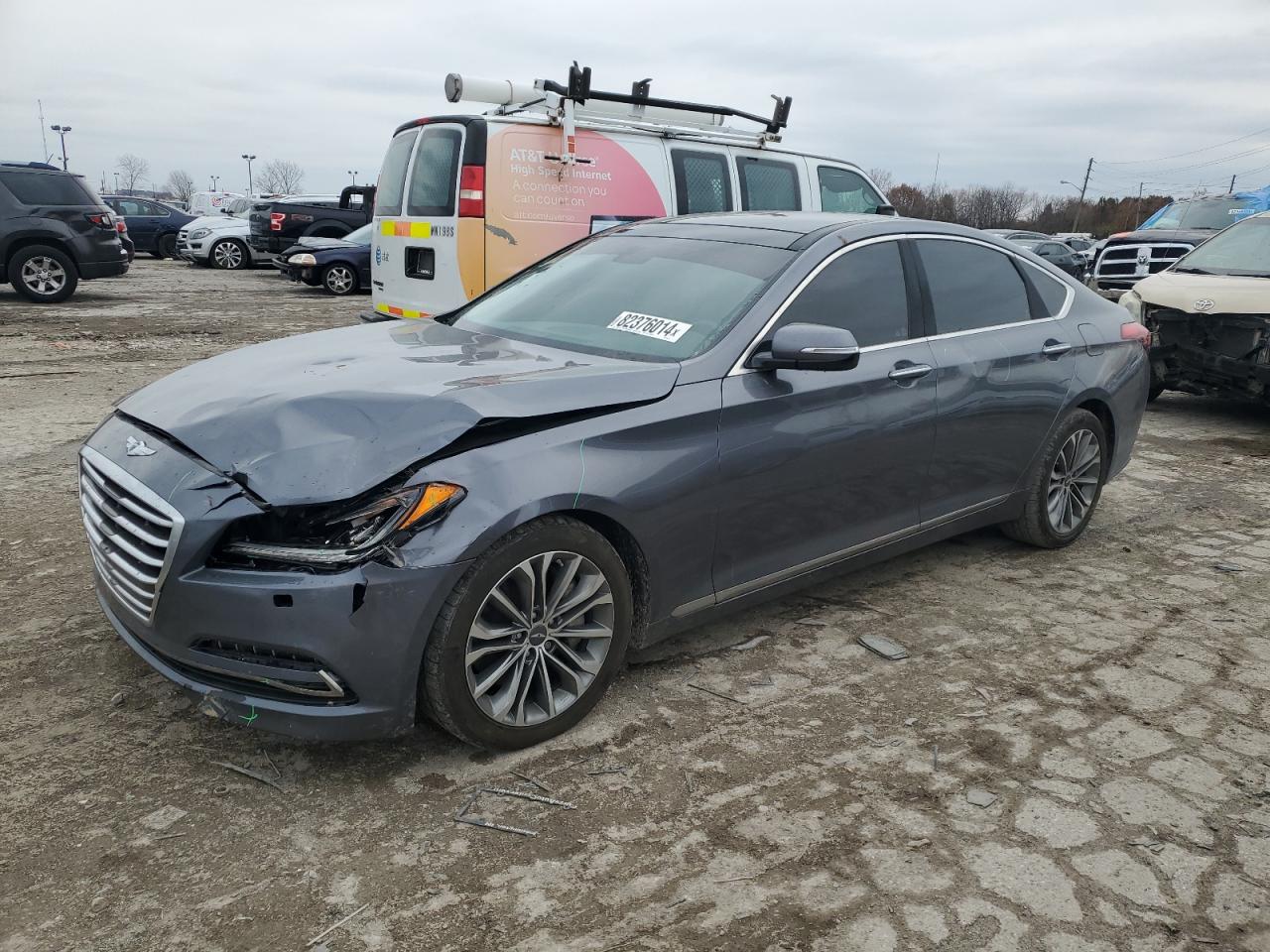 HYUNDAI GENESIS 3. 2015