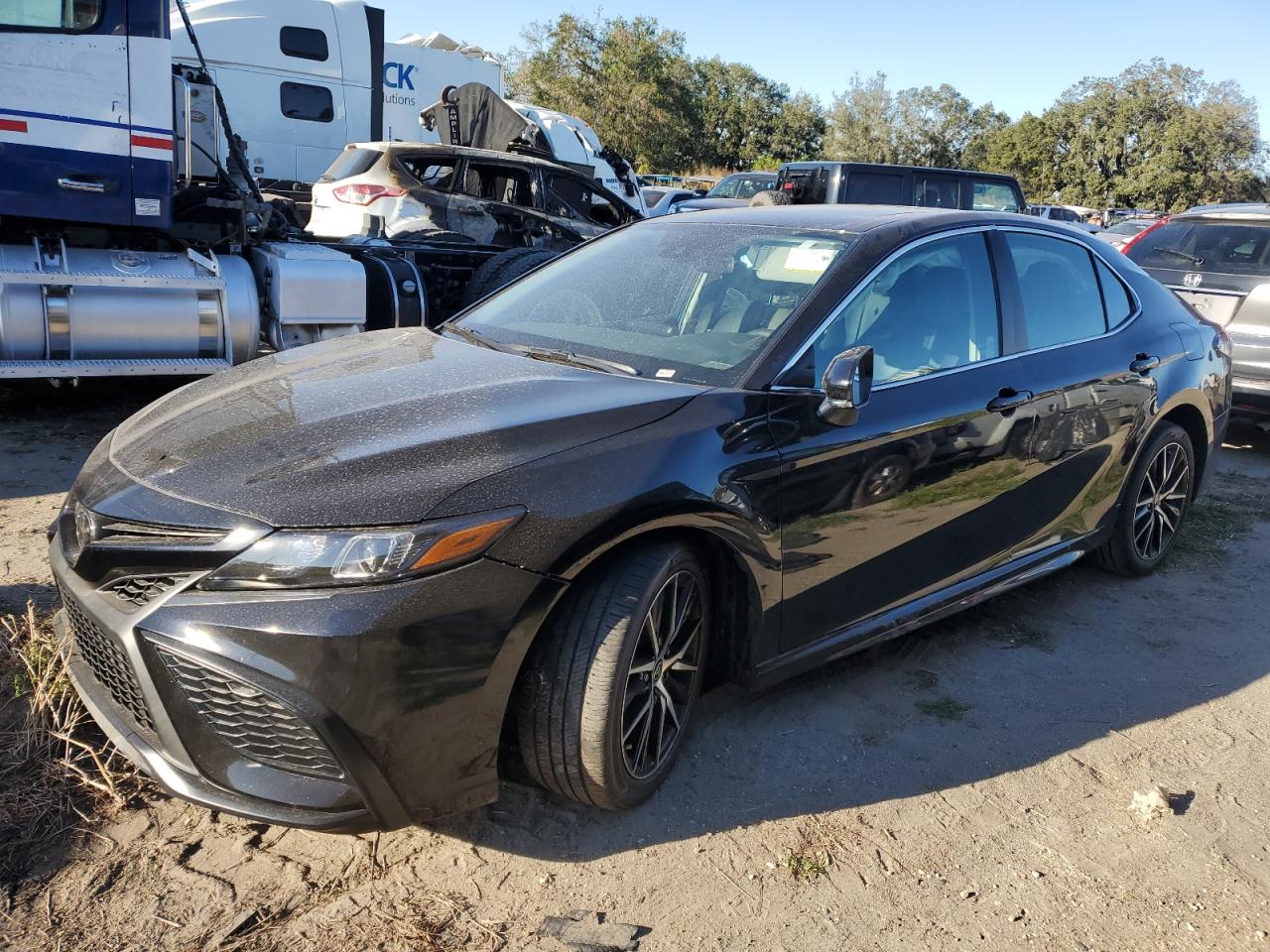 TOYOTA CAMRY SE N 2024