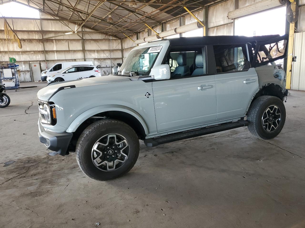 FORD BRONCO OUT 2024
