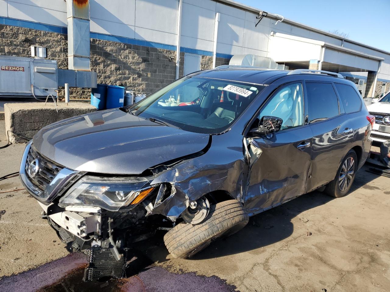 NISSAN PATHFINDER 2019