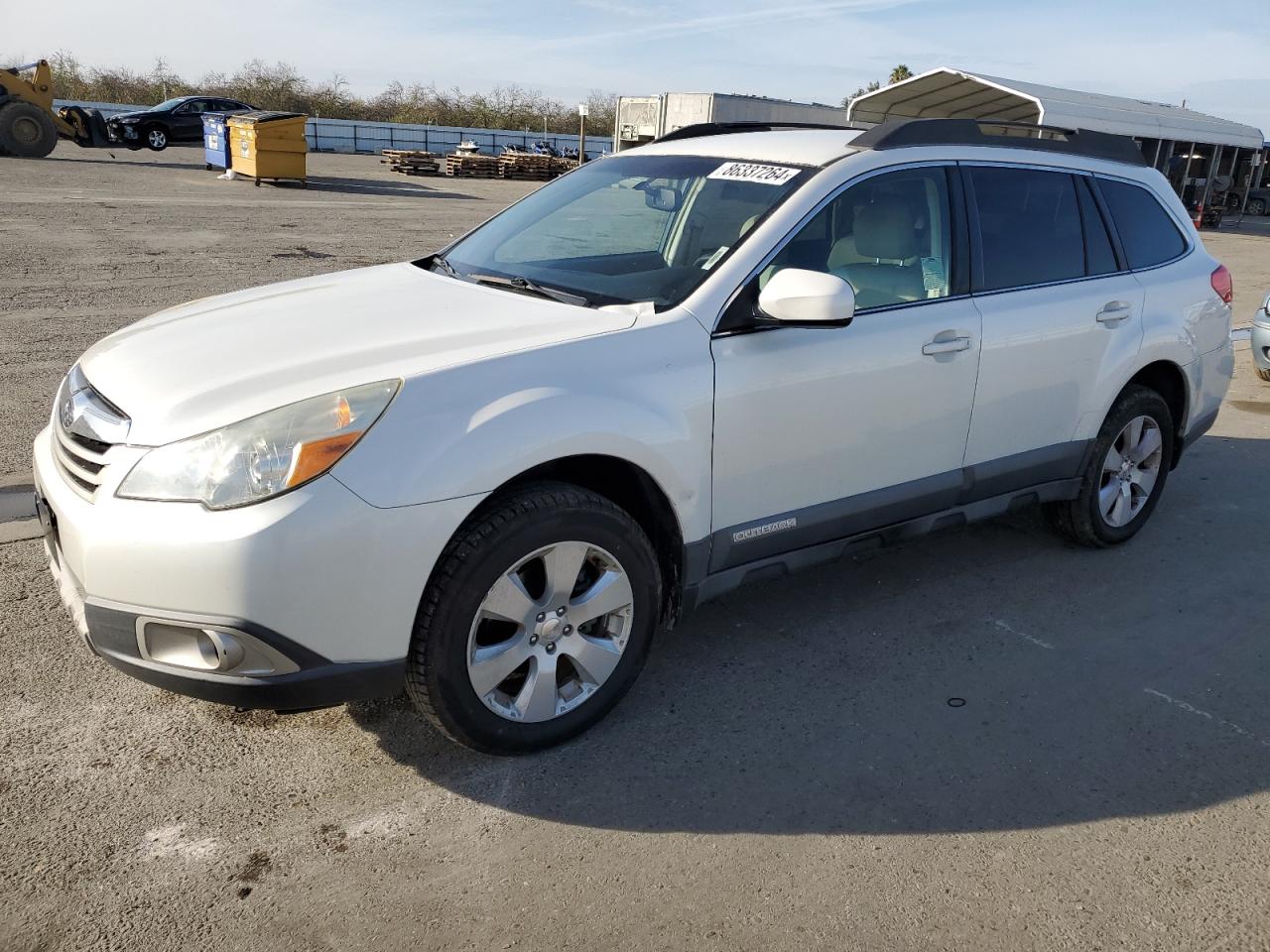 SUBARU OUTBACK 2. 2012