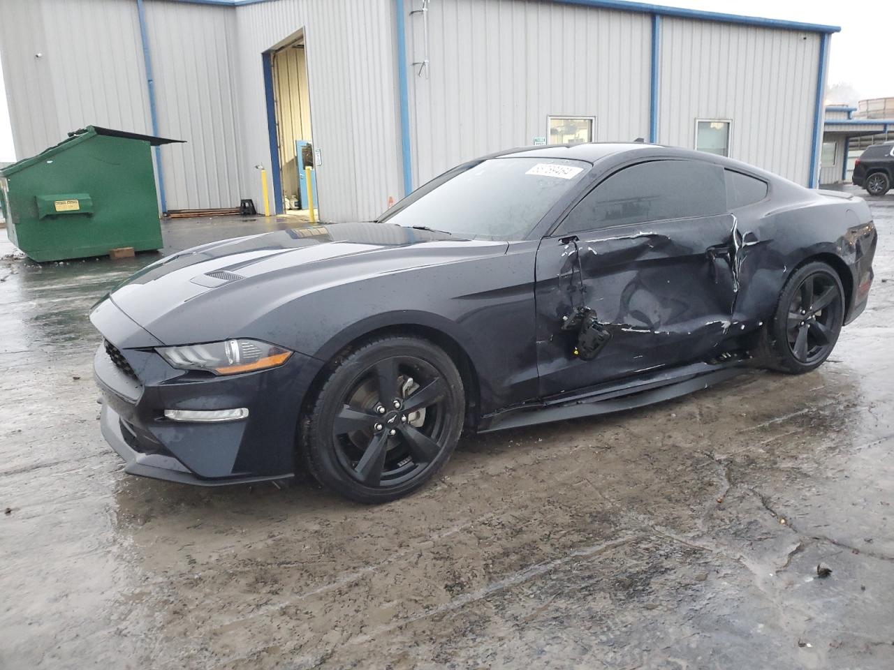 FORD MUSTANG 2021
