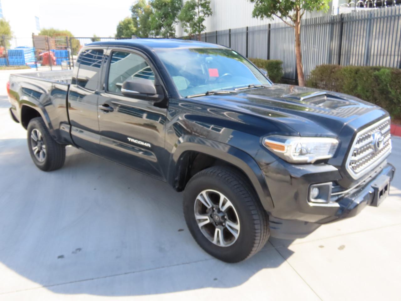 TOYOTA TACOMA ACC 2017