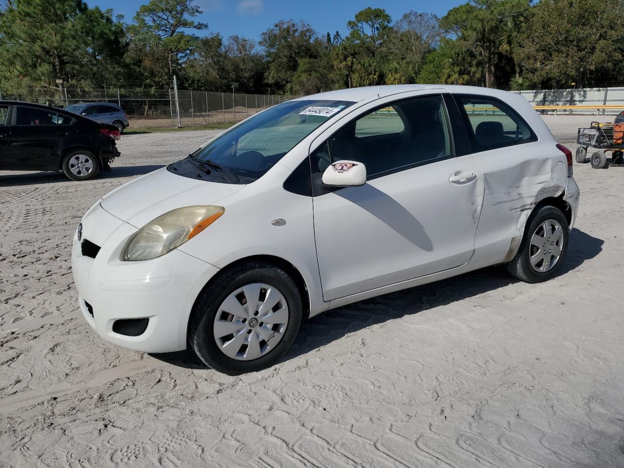 TOYOTA YARIS 2009