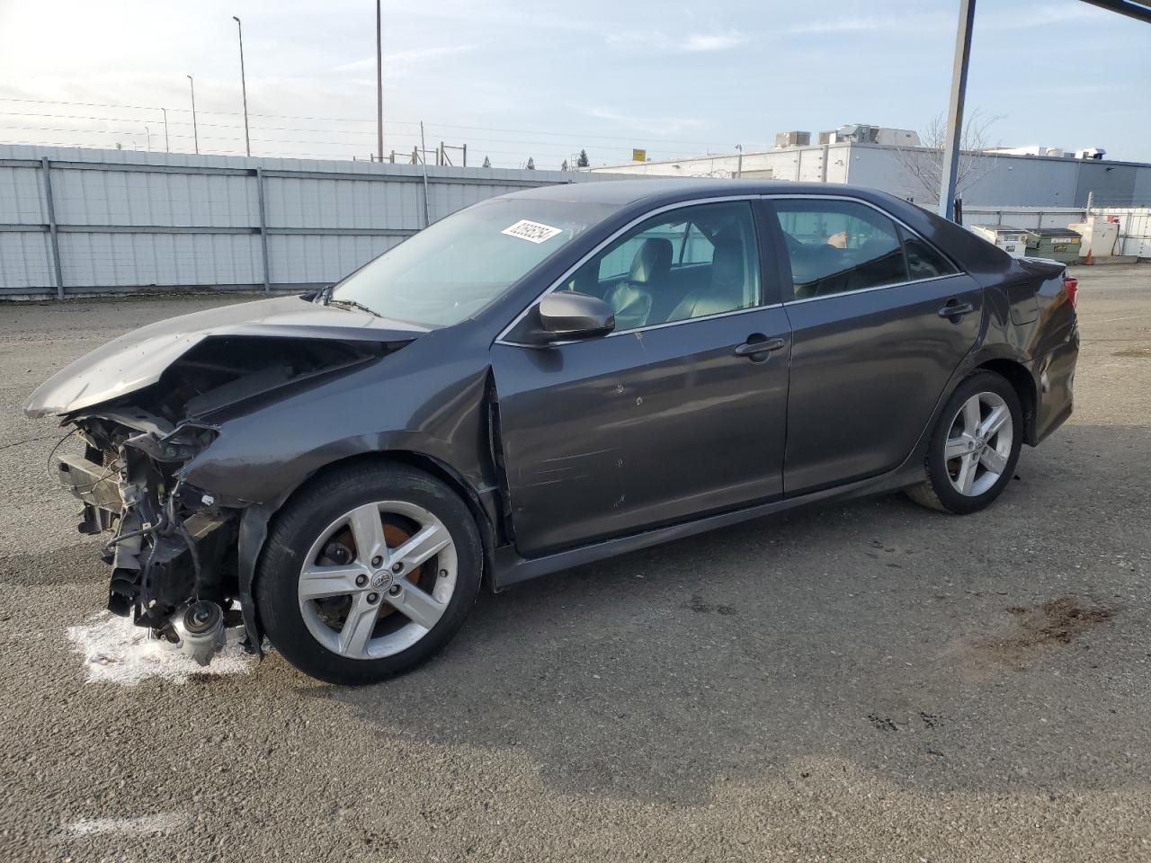TOYOTA CAMRY L 2013