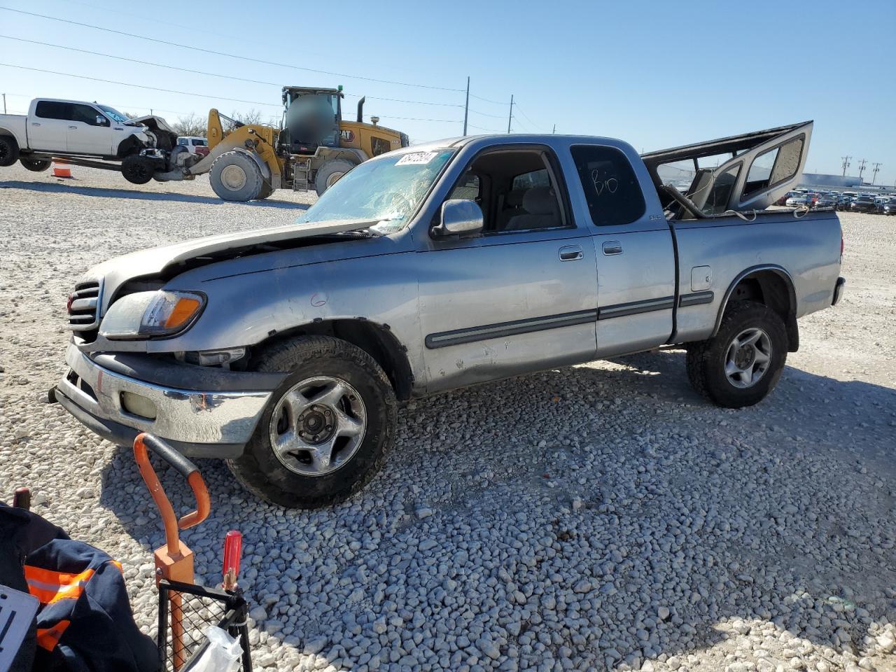 TOYOTA TUNDRA ACC 2002