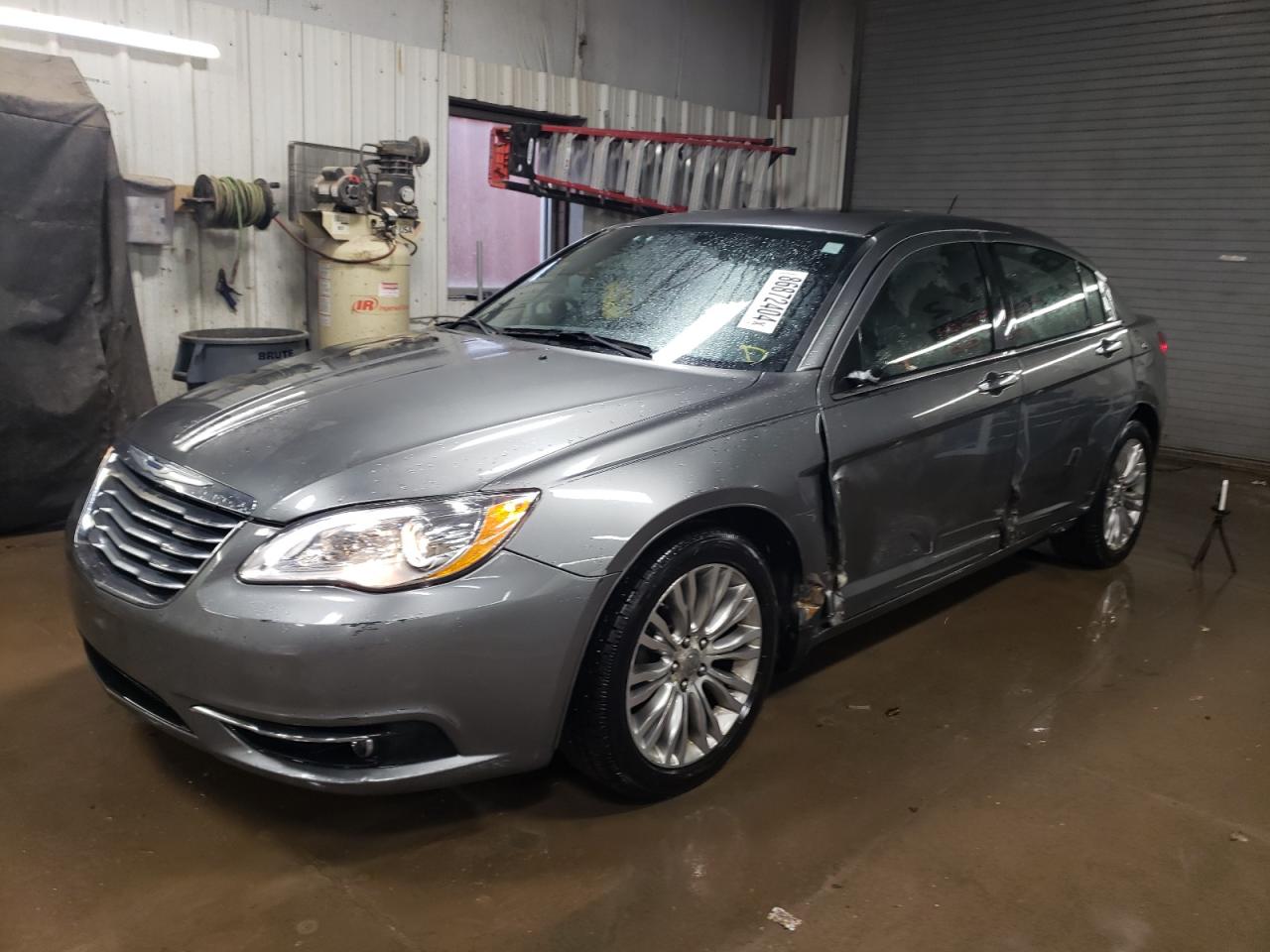 CHRYSLER 200 LIMITE 2013