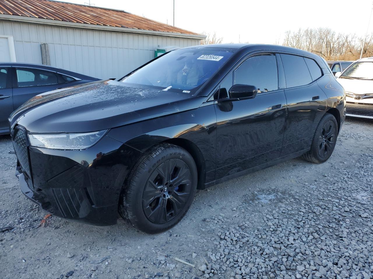 BMW IX XDRIVE5 2025