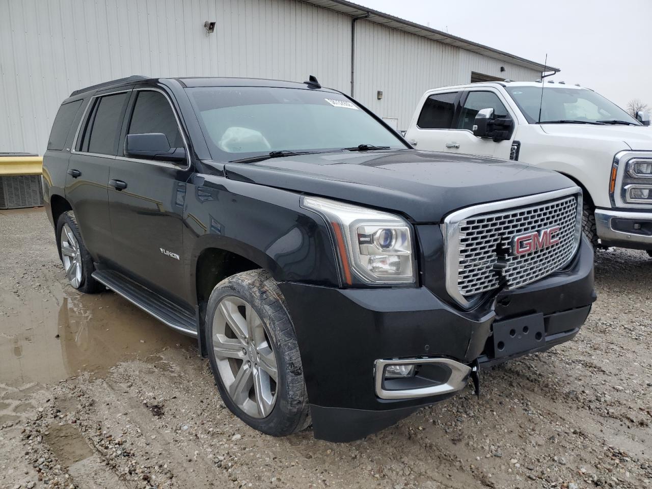 GMC YUKON SLT 2016