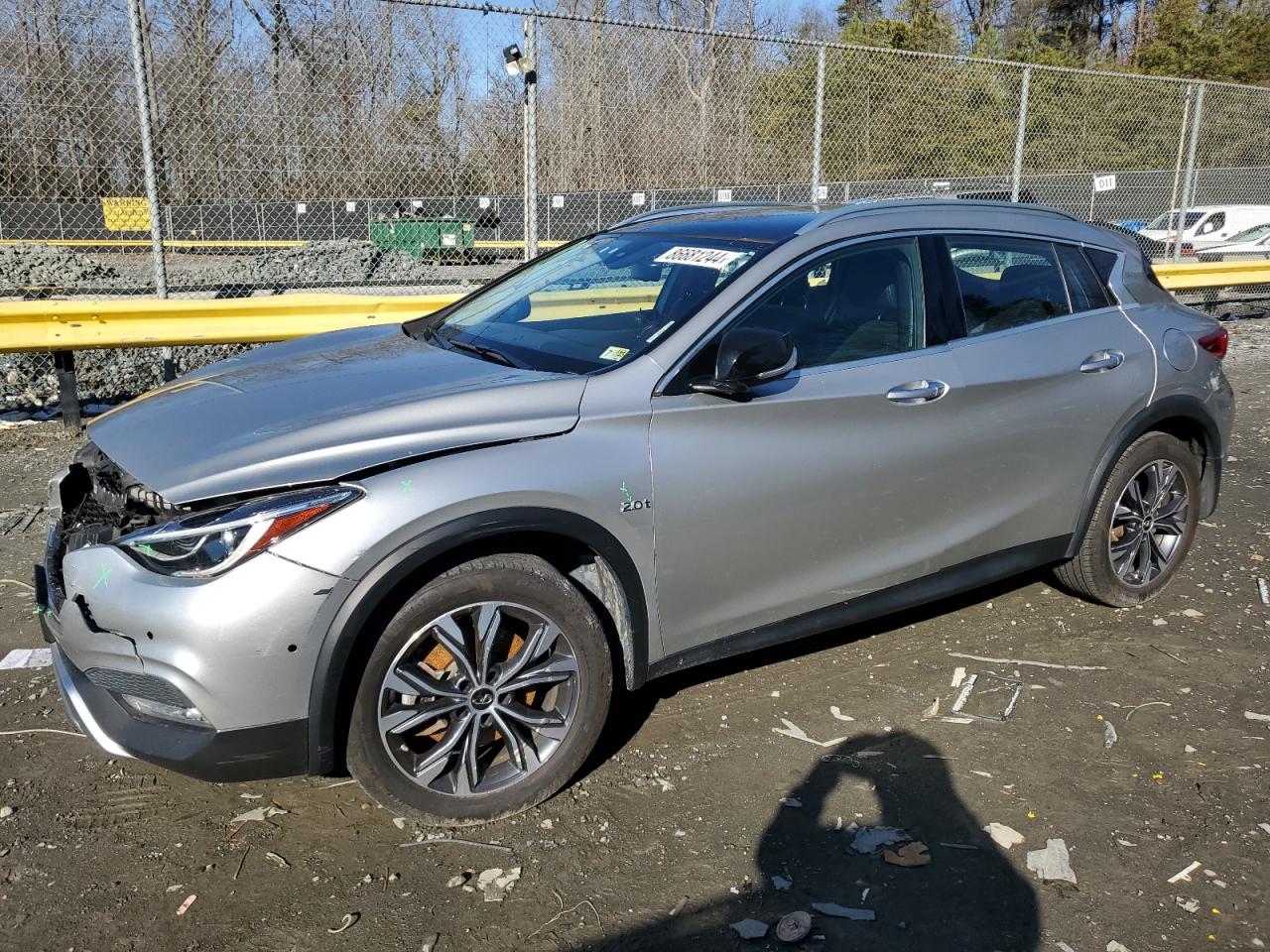 INFINITI QX30 LUXE 2019