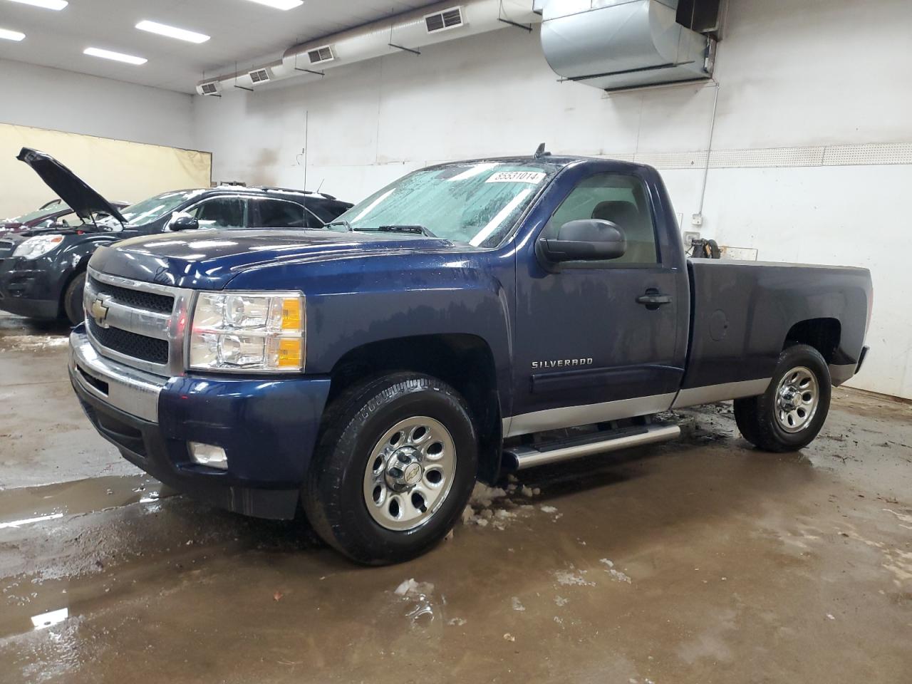CHEVROLET SILVERADO 2011