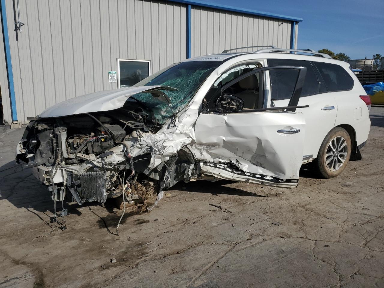 NISSAN PATHFINDER 2013