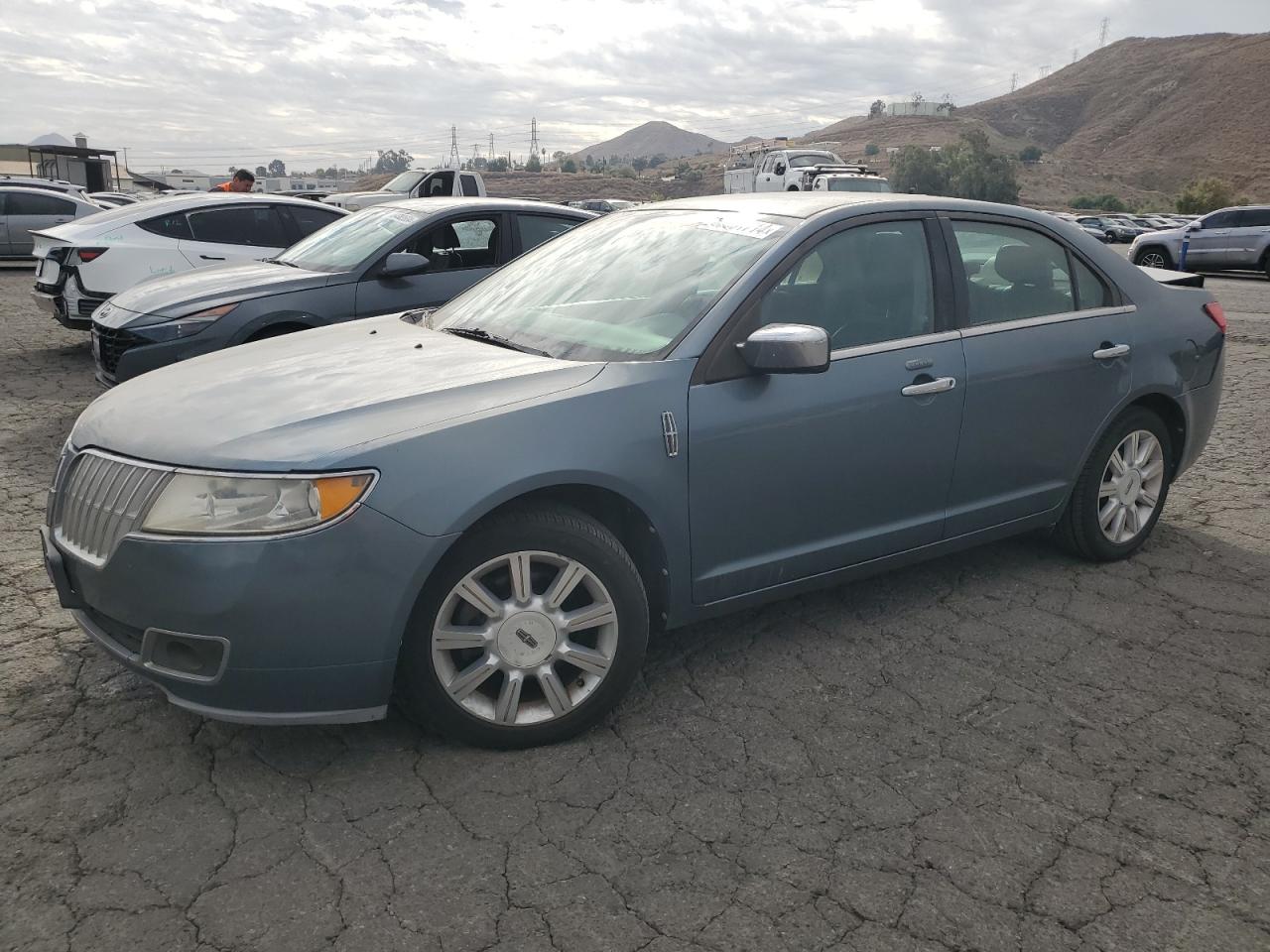 LINCOLN MKZ 2011