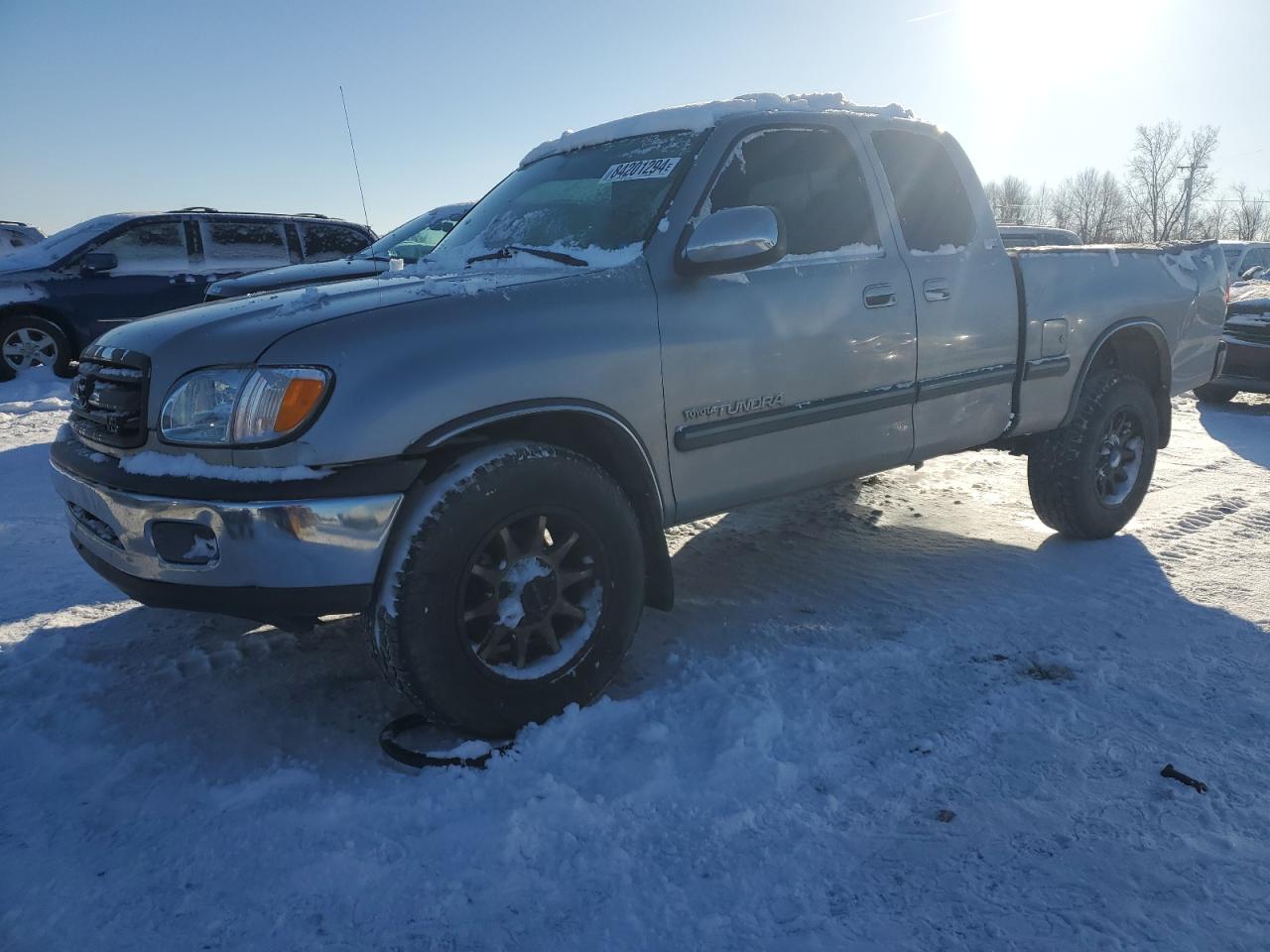 TOYOTA TUNDRA ACC 2002