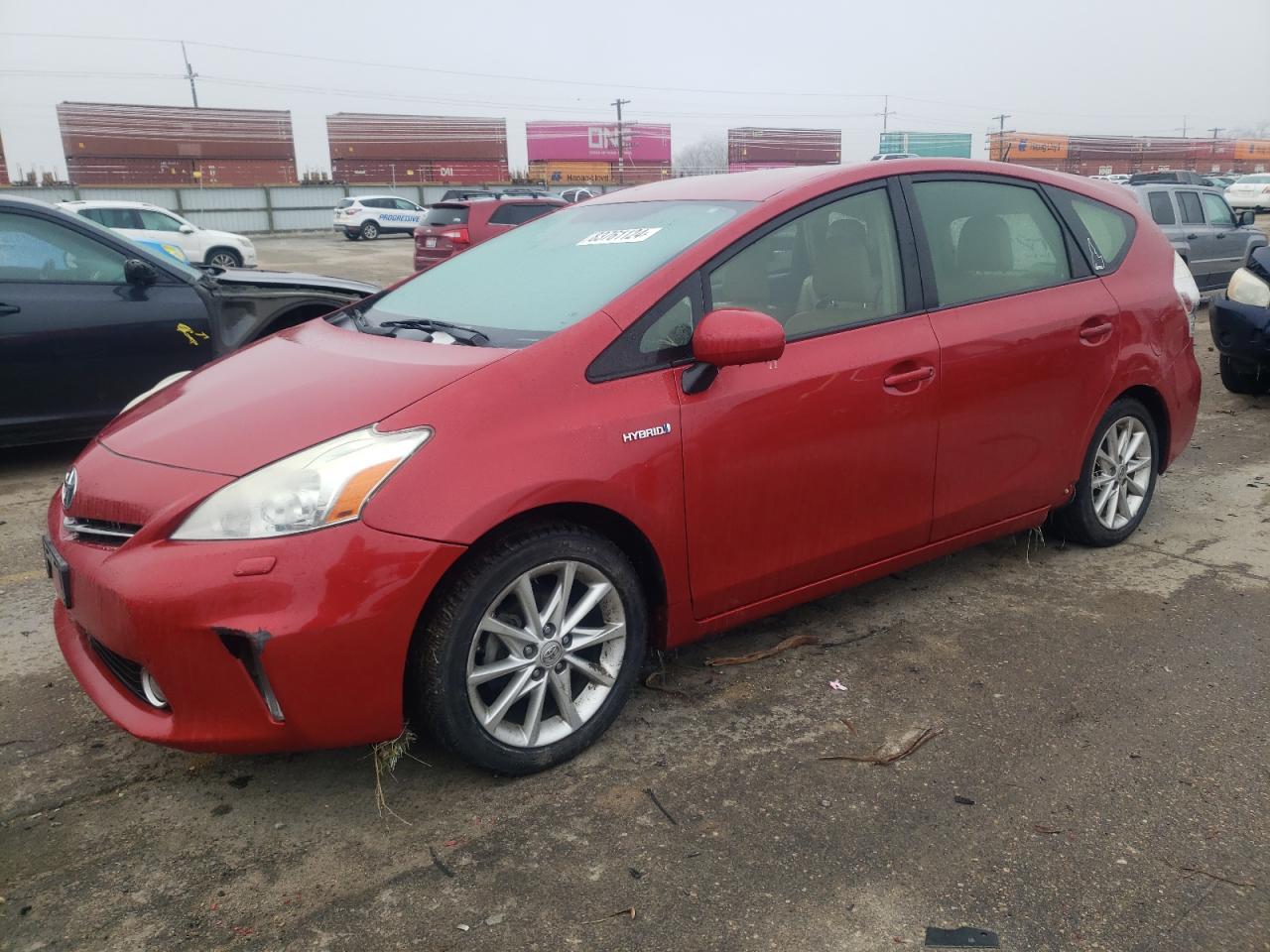 TOYOTA PRIUS V 2014