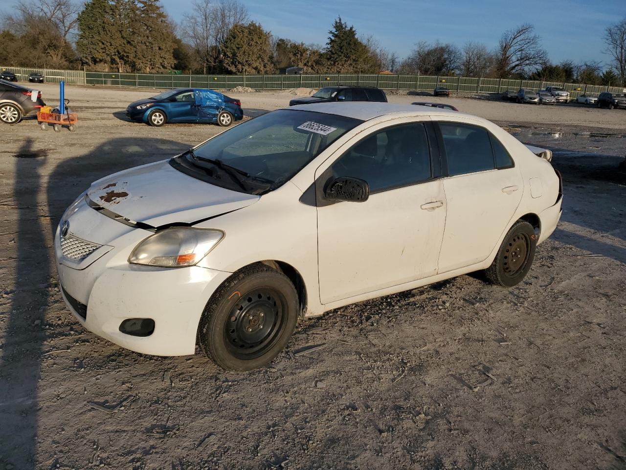 TOYOTA YARIS 2012