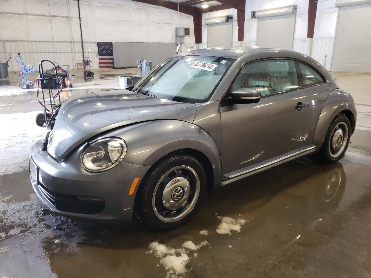 VOLKSWAGEN BEETLE 1.8 2016