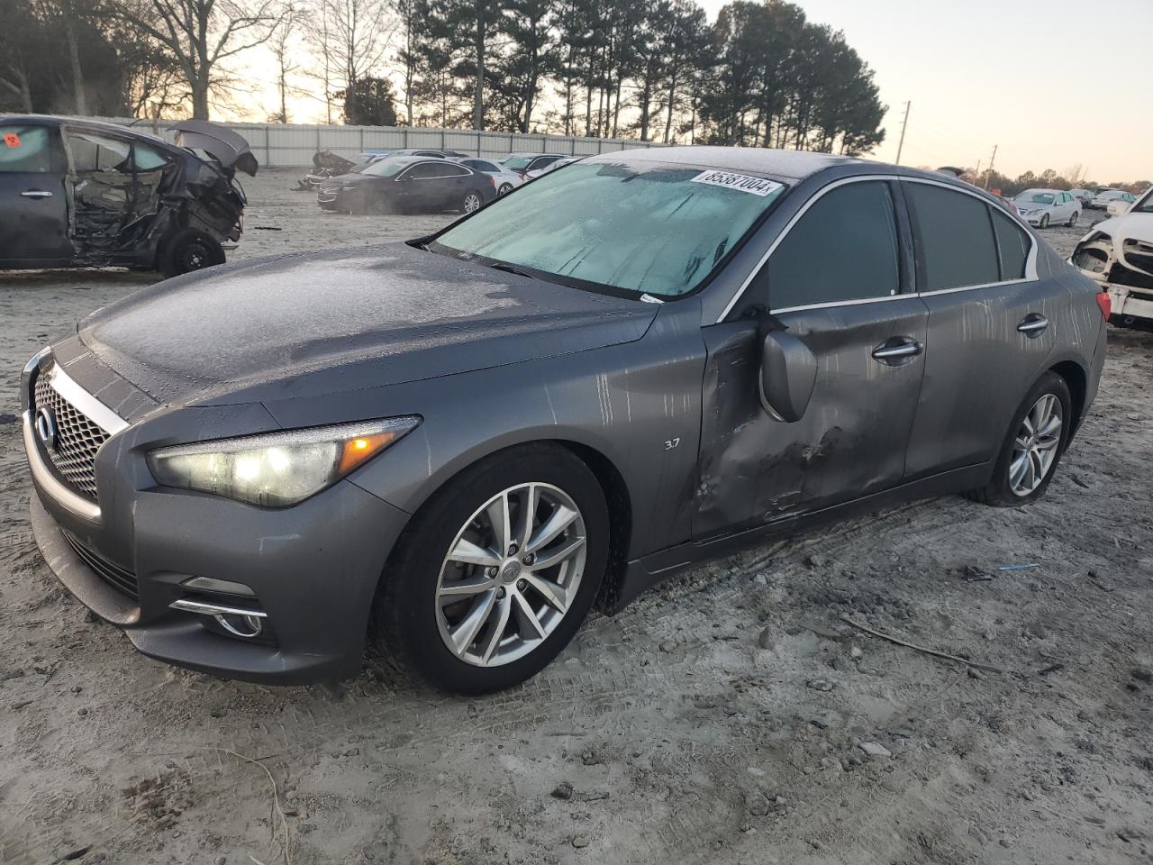 INFINITI Q50 BASE 2015
