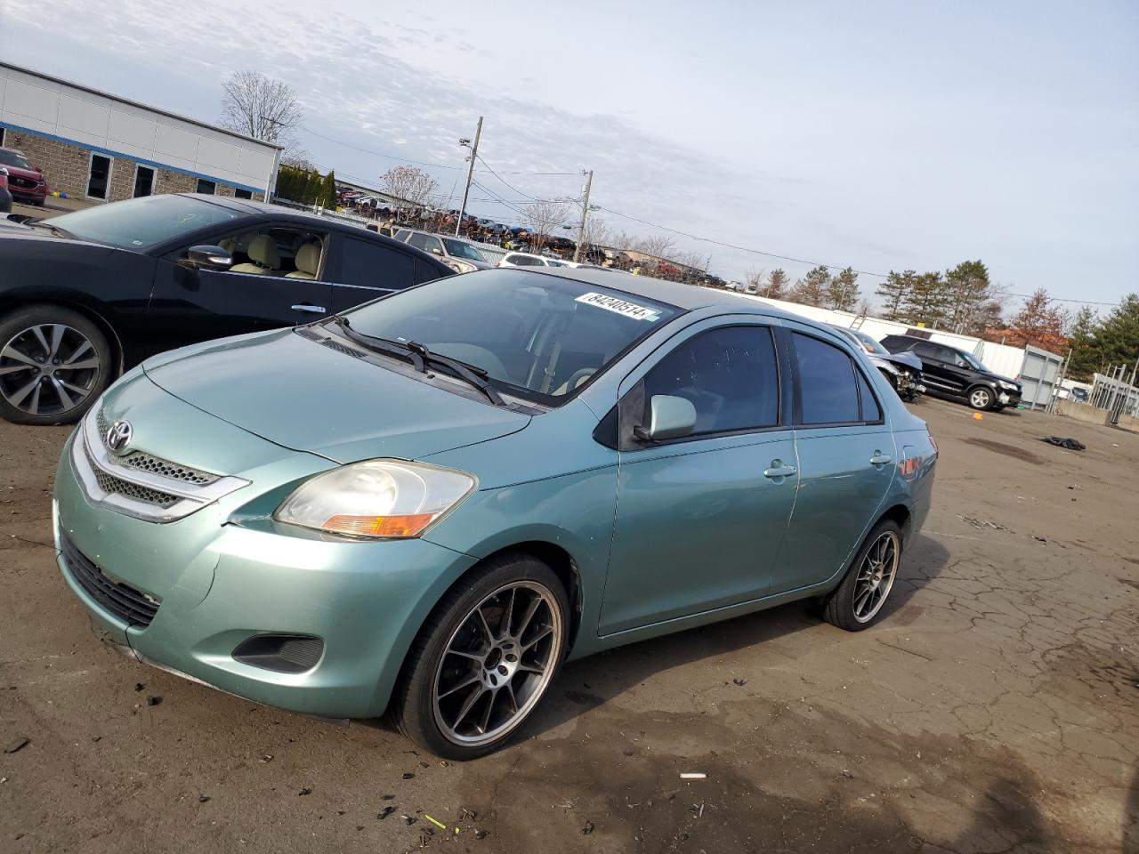 TOYOTA YARIS 2009