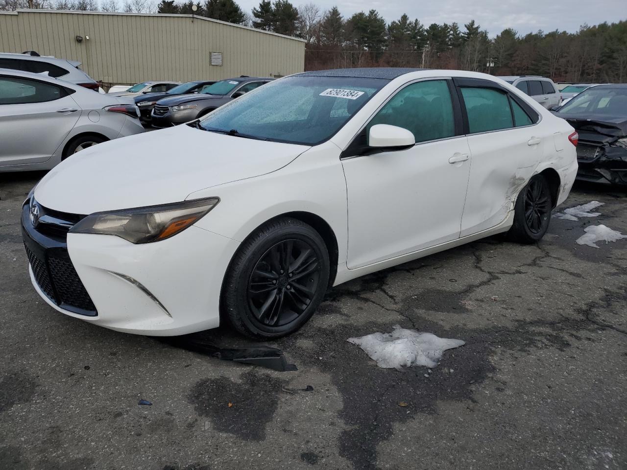 TOYOTA CAMRY LE 2017