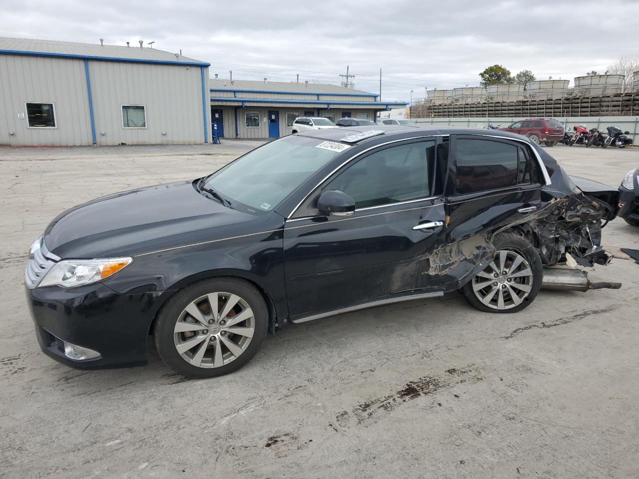 TOYOTA AVALON BAS 2011
