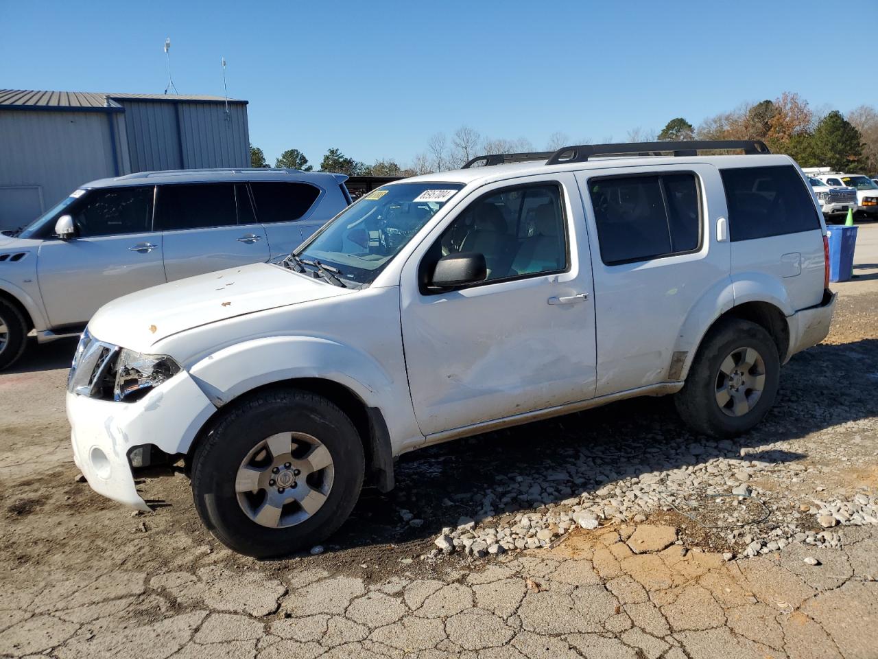 NISSAN PATHFINDER 2011
