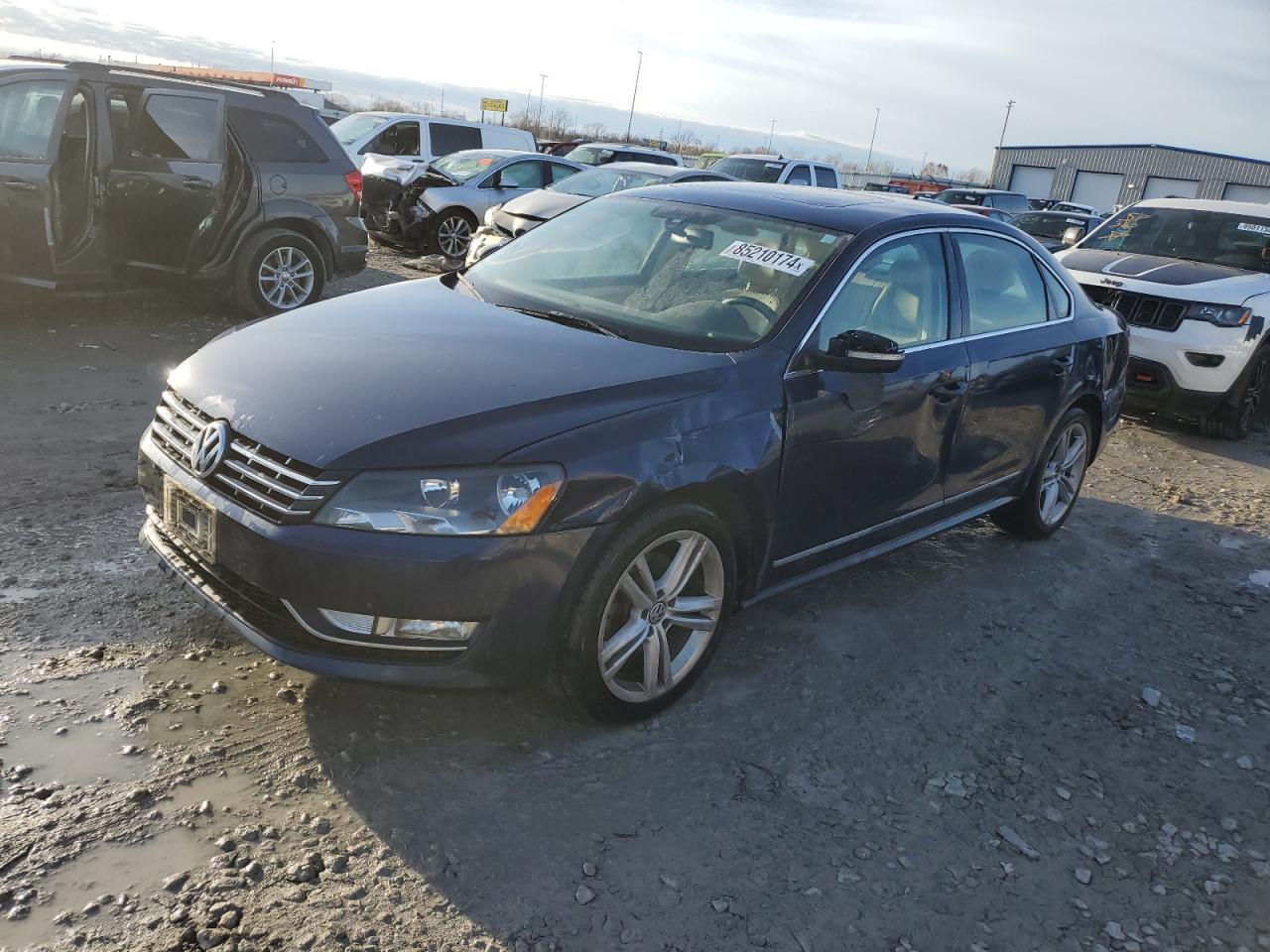 VOLKSWAGEN PASSAT SE 2013