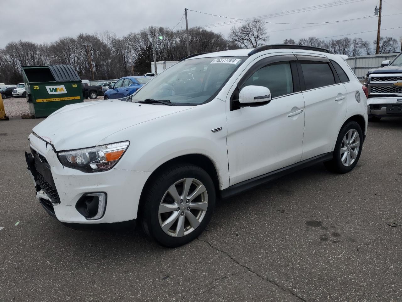 MITSUBISHI OUTLANDER 2015