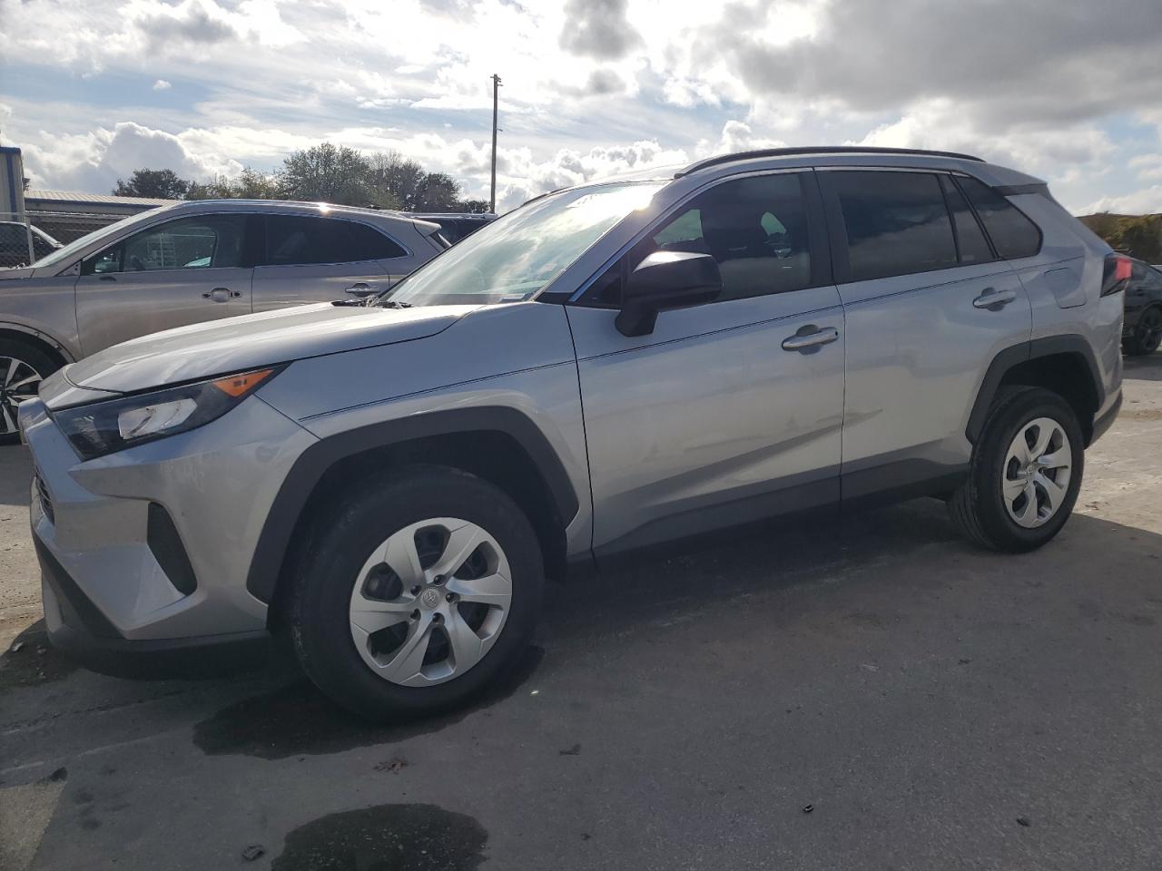 TOYOTA RAV4 LE 2021
