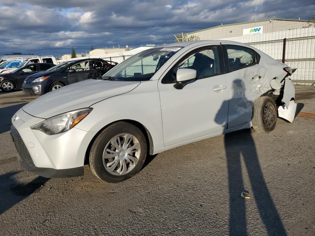 TOYOTA YARIS L 2019