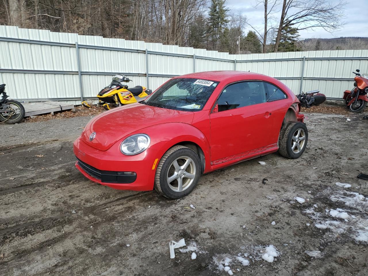 VOLKSWAGEN BEETLE 2012