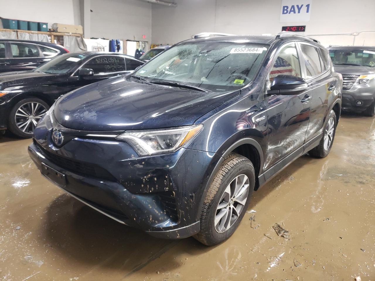 TOYOTA RAV4 HV LE 2018