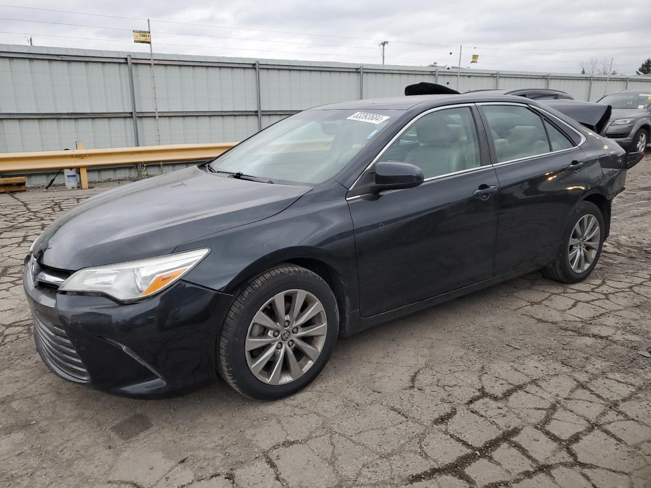 TOYOTA CAMRY LE 2015