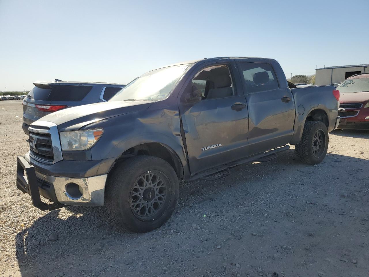 TOYOTA TUNDRA CRE 2011