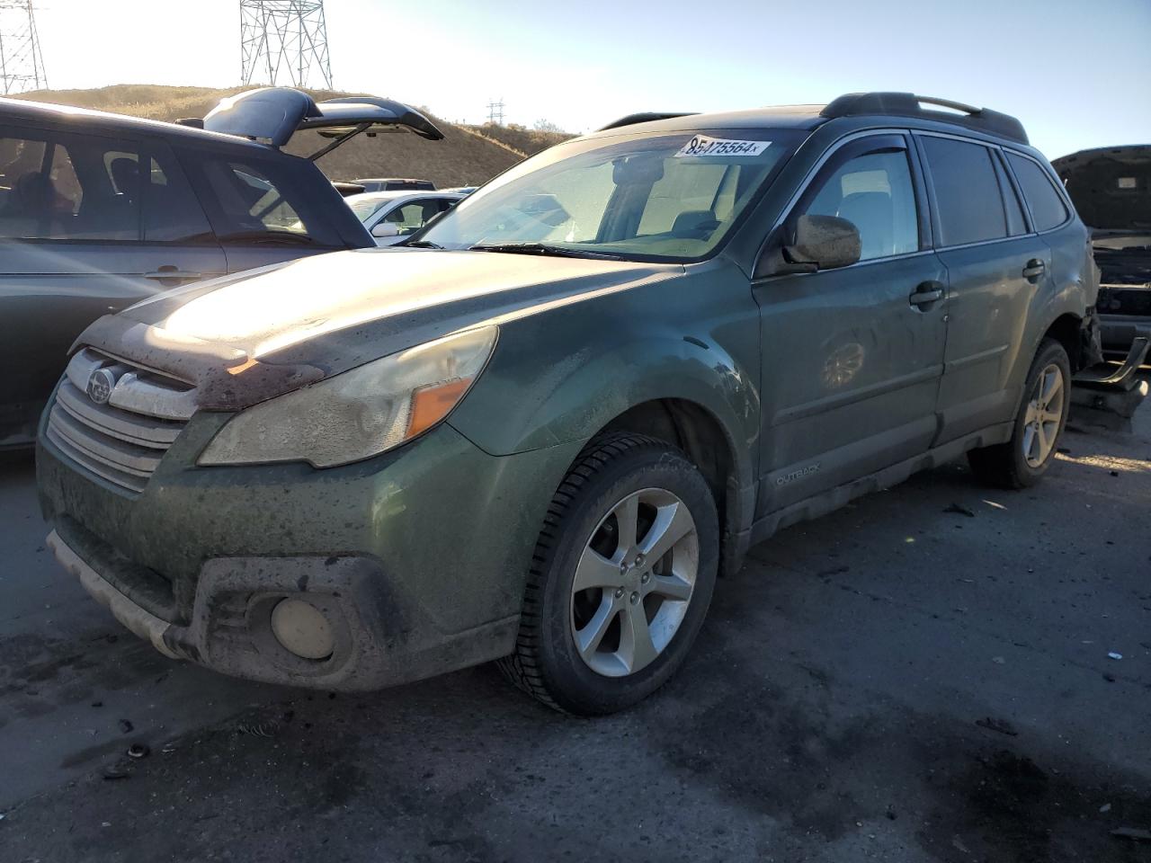 SUBARU OUTBACK 2. 2013