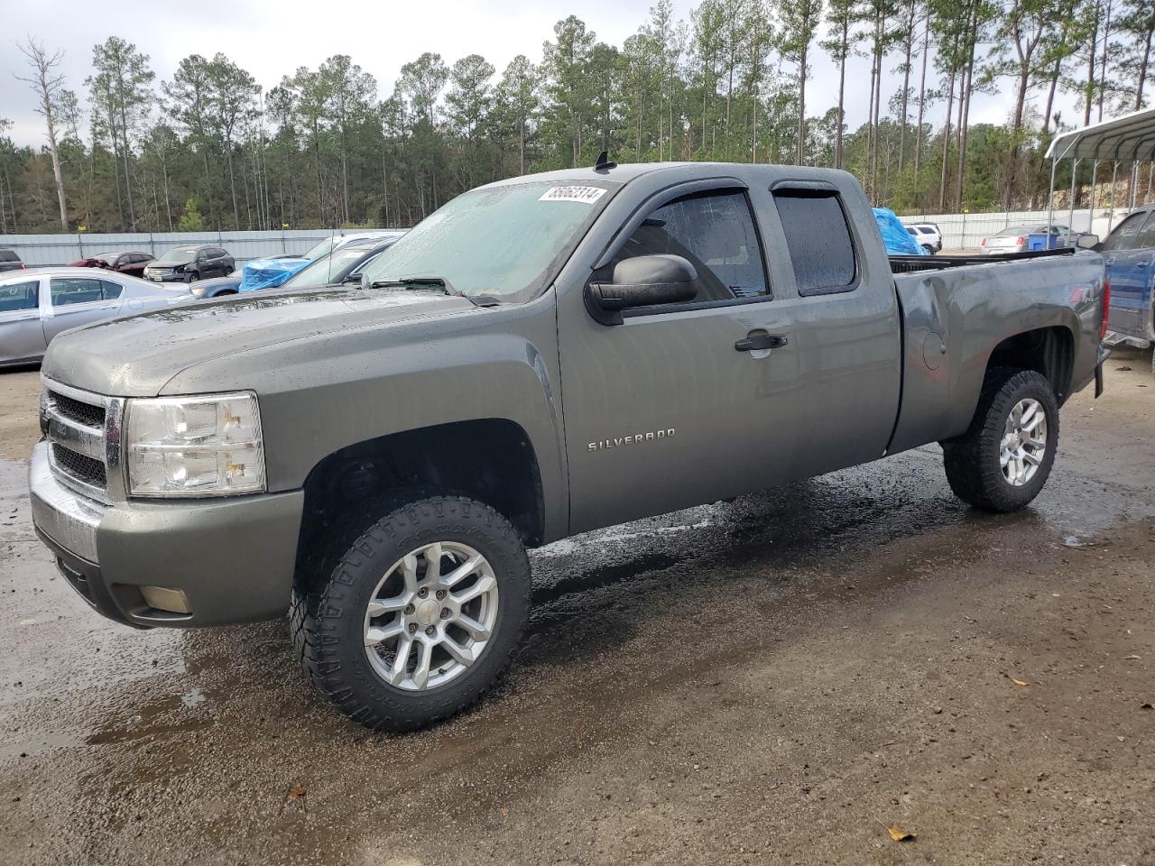 CHEVROLET SILVERADO 2011