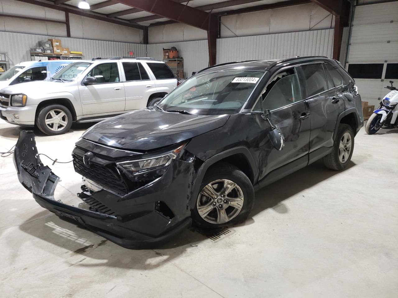 TOYOTA RAV4 XLE 2021