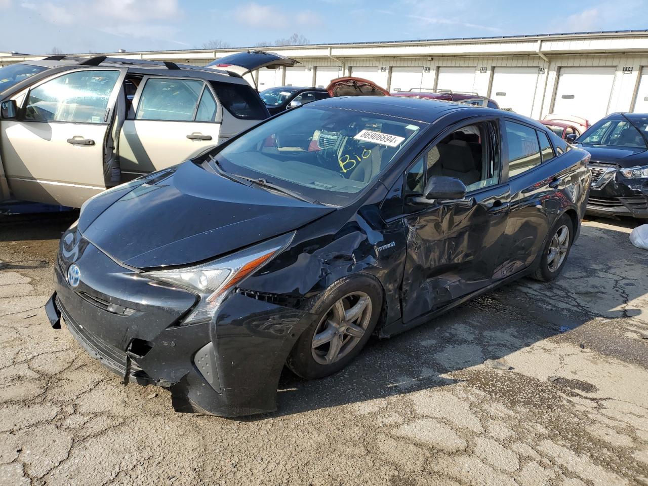 TOYOTA PRIUS 2017