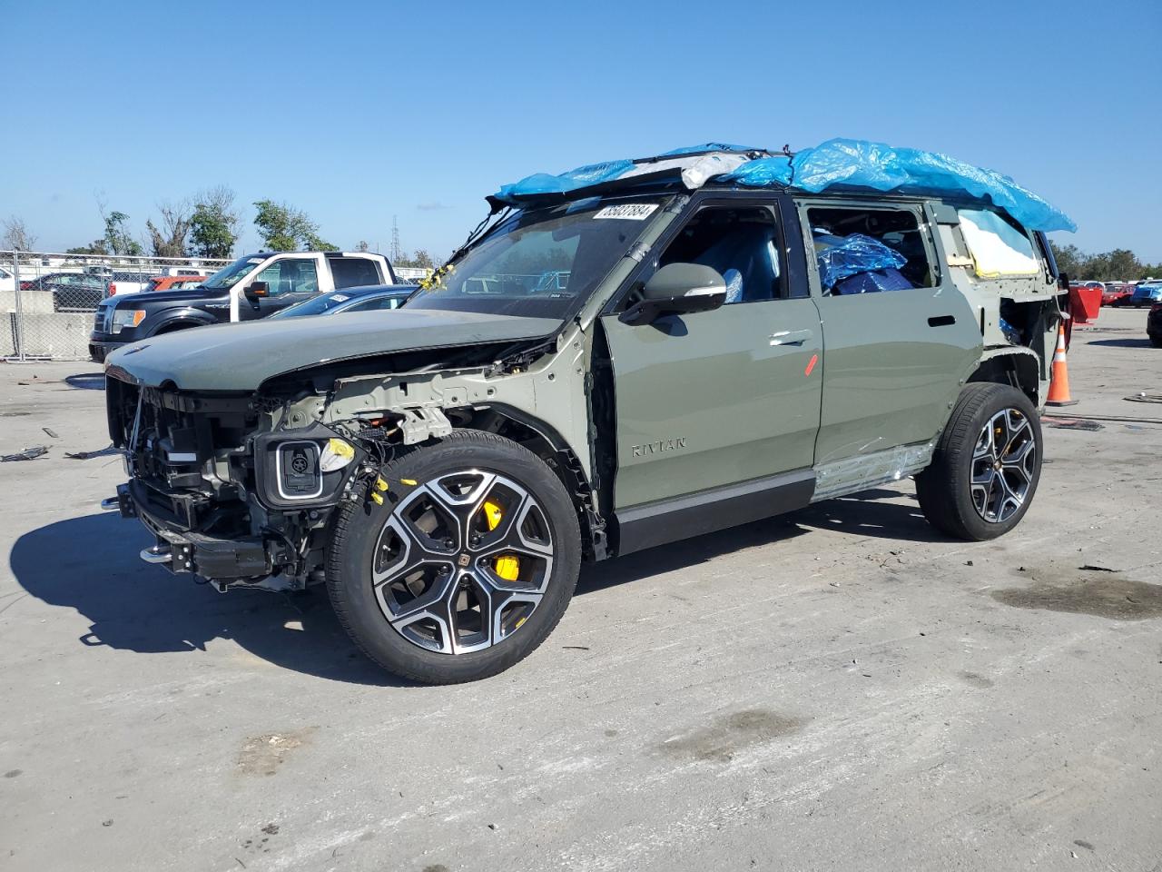 RIVIAN R1S LAUNCH 2022
