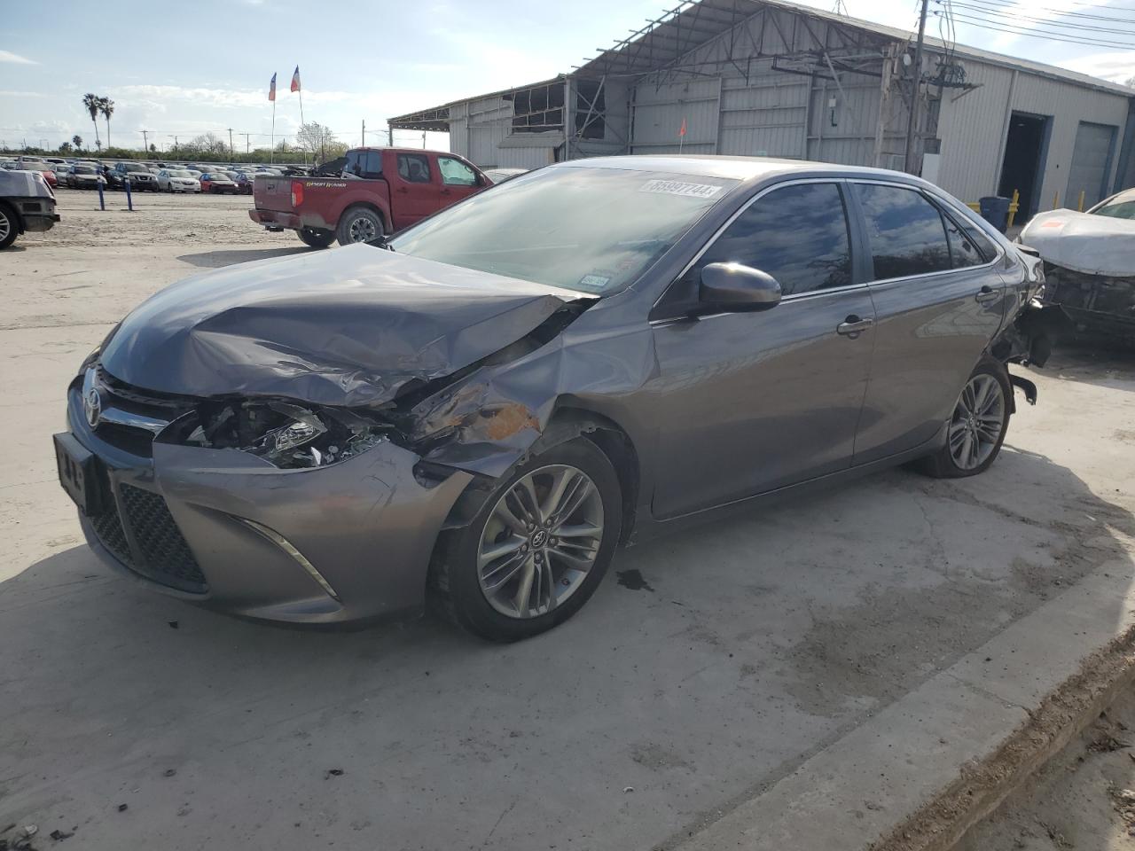 TOYOTA CAMRY LE 2016