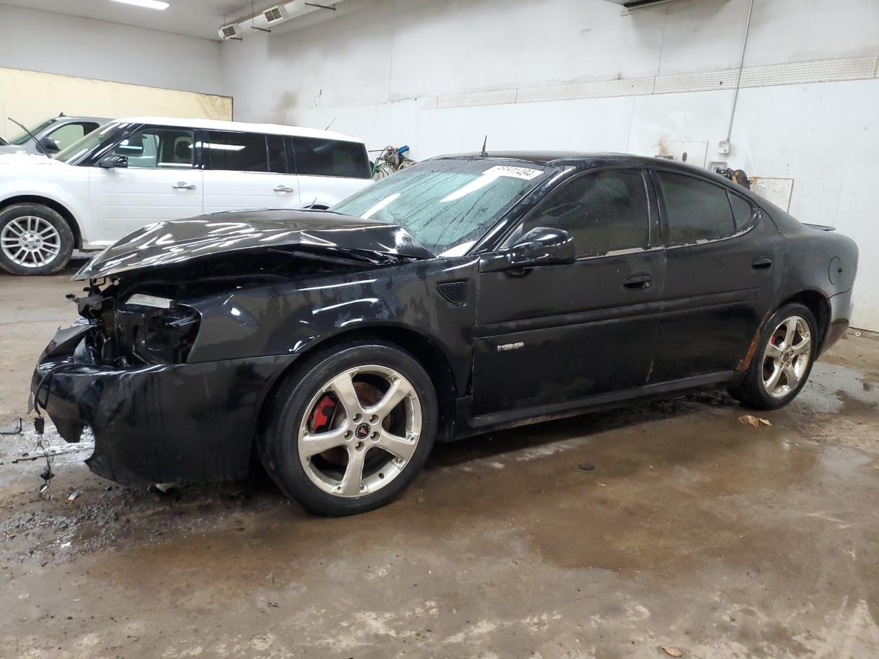 PONTIAC GRAND PRIX 2005