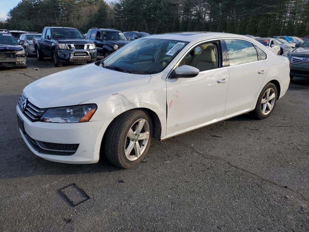 VOLKSWAGEN PASSAT SE 2012
