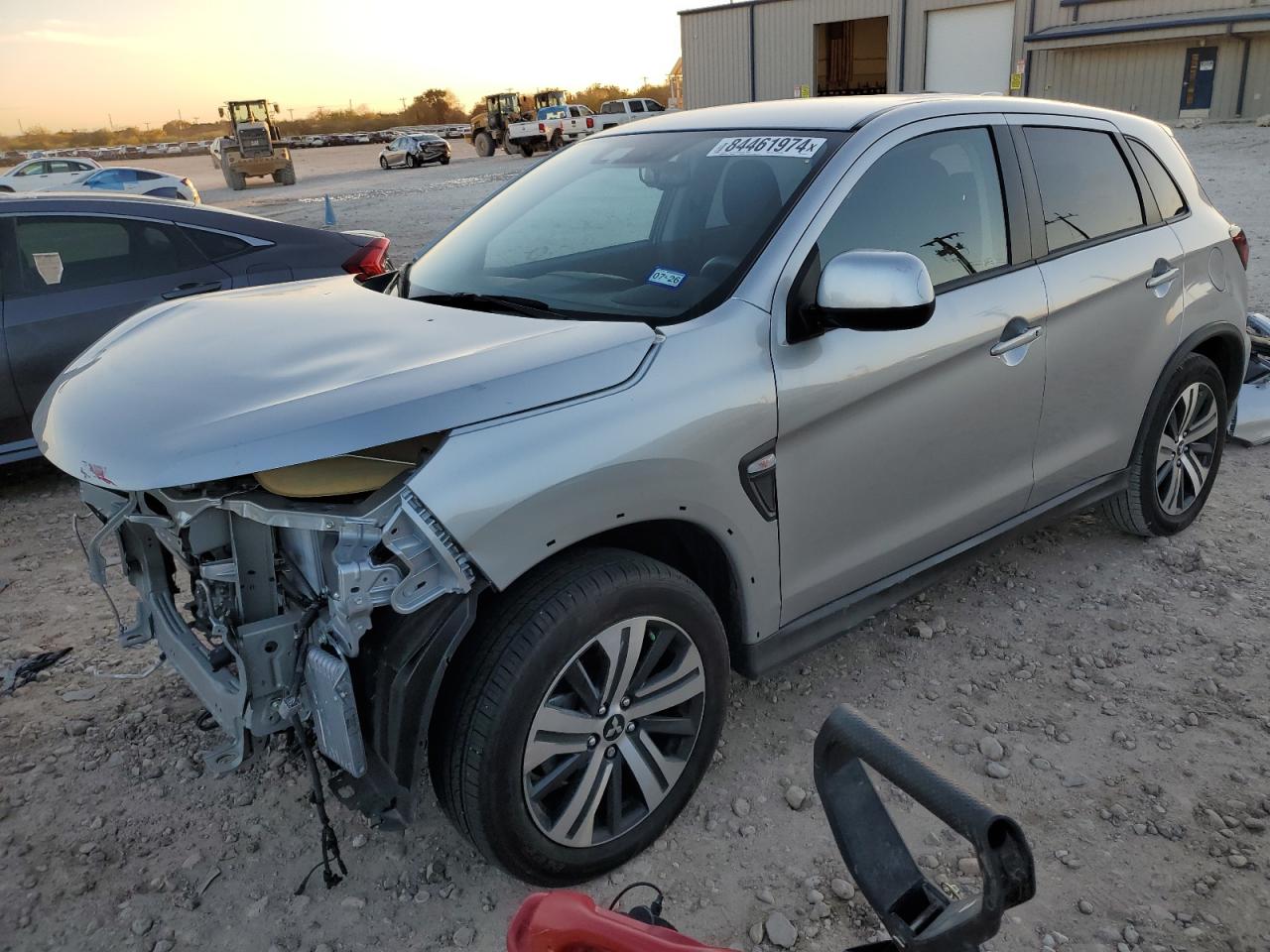 MITSUBISHI OUTLANDER 2024
