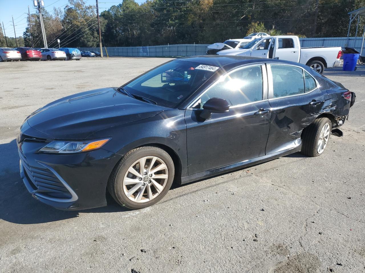 TOYOTA CAMRY LE 2023