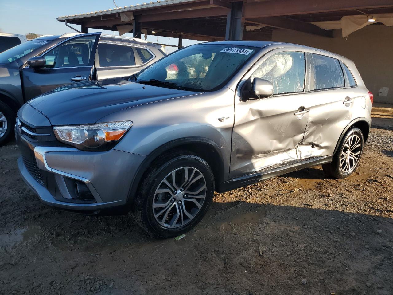 MITSUBISHI OUTLANDER 2018