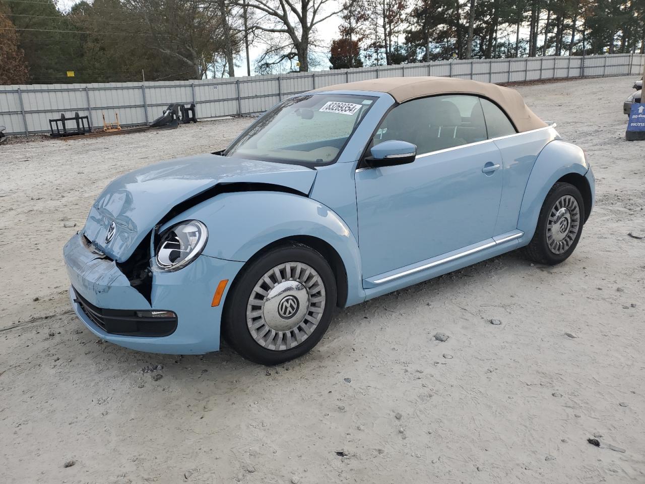 VOLKSWAGEN BEETLE 2013