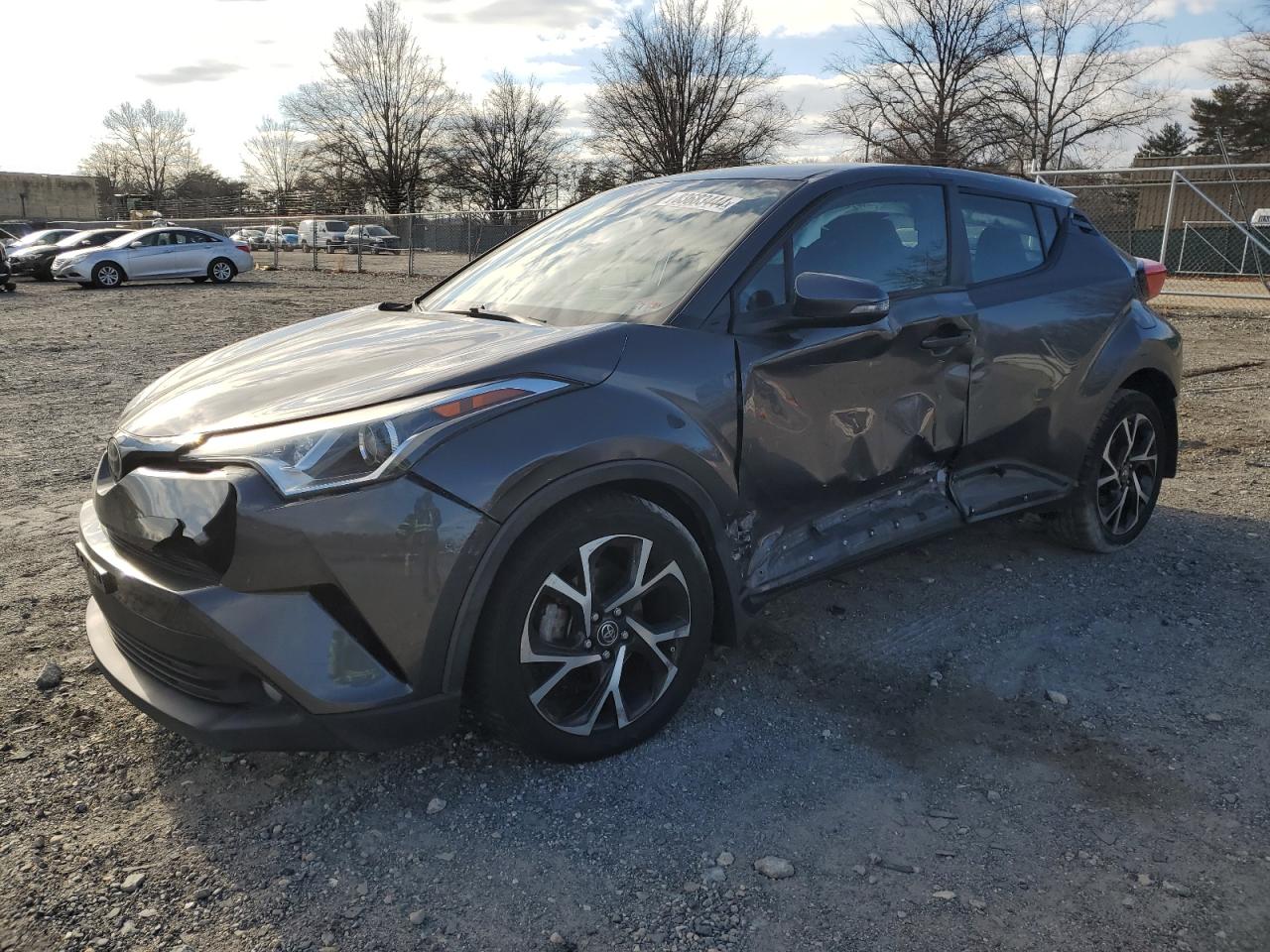 TOYOTA C-HR XLE 2018