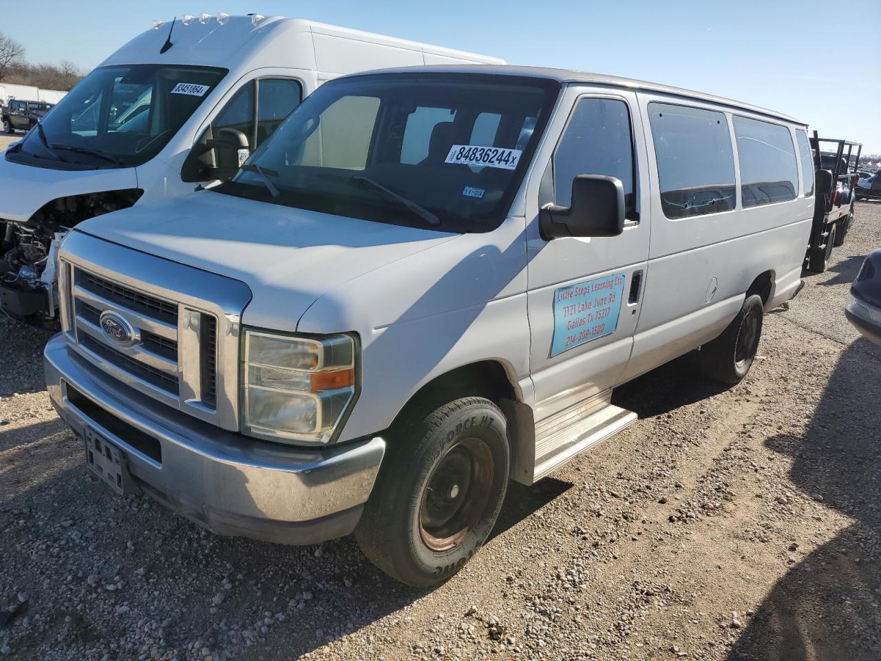 FORD ECONOLINE 2010